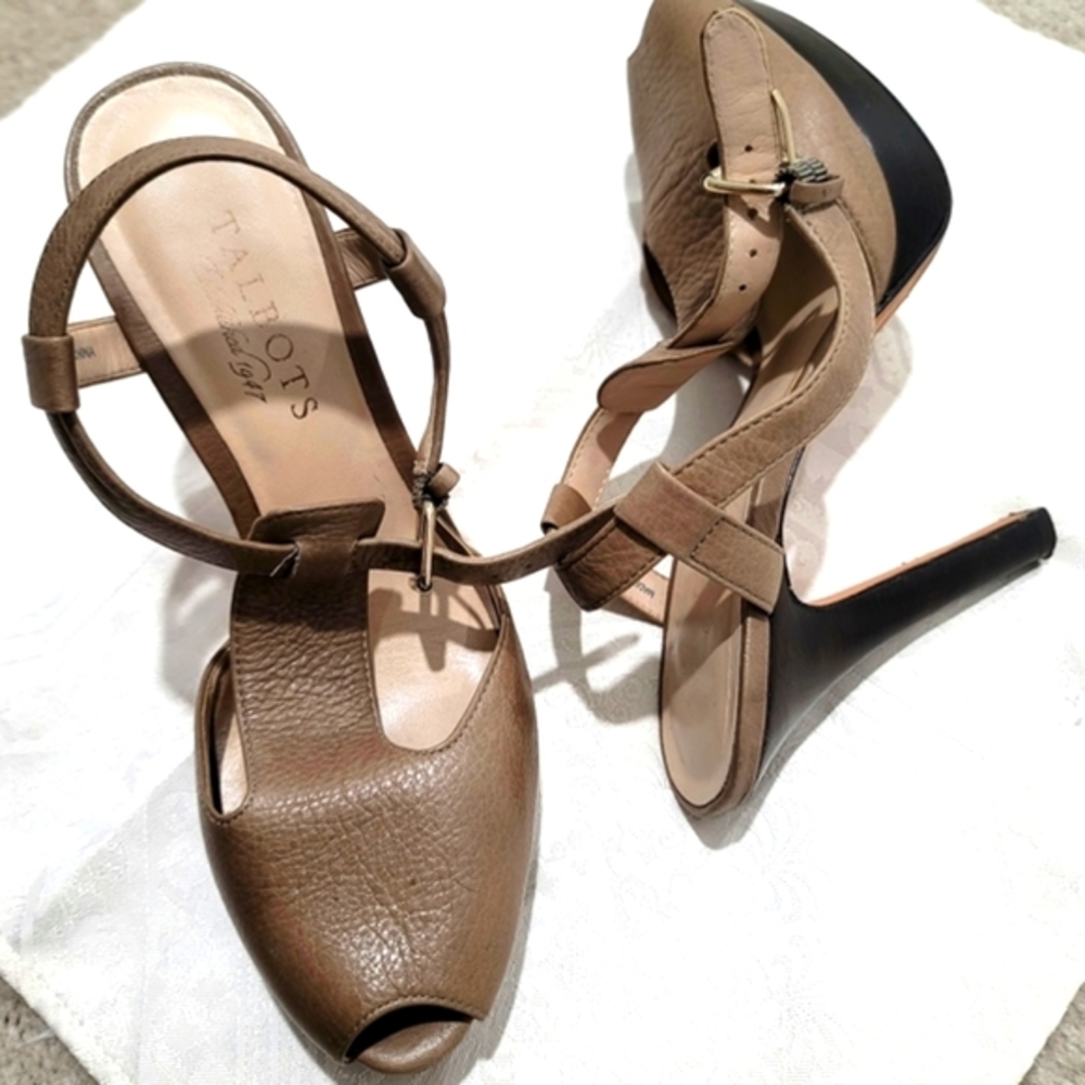 Talbots Peep Toe T-Strap Heels Size 7 M